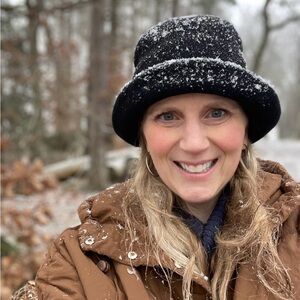 Meet your Posher, Sharon